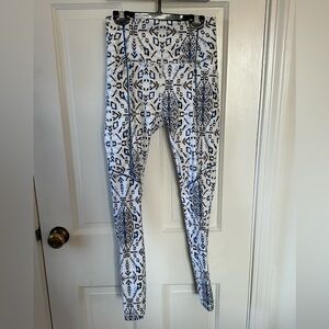 NWT Calia Tipped Cold Dash Folklore Print Leggings